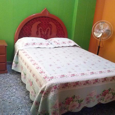 Hostal Real Alcazar Nazca Room photo