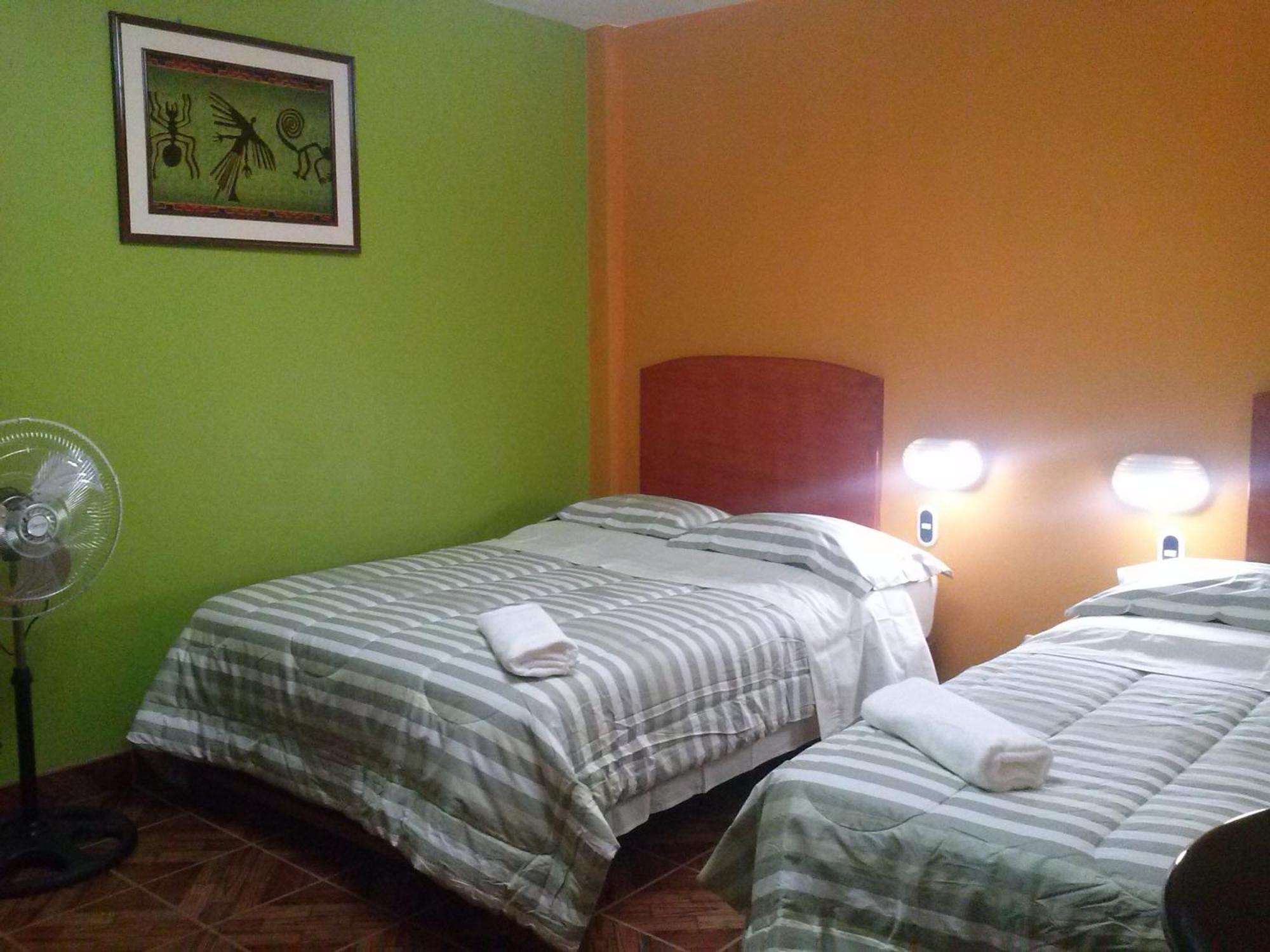 Hostal Real Alcazar Nazca Room photo
