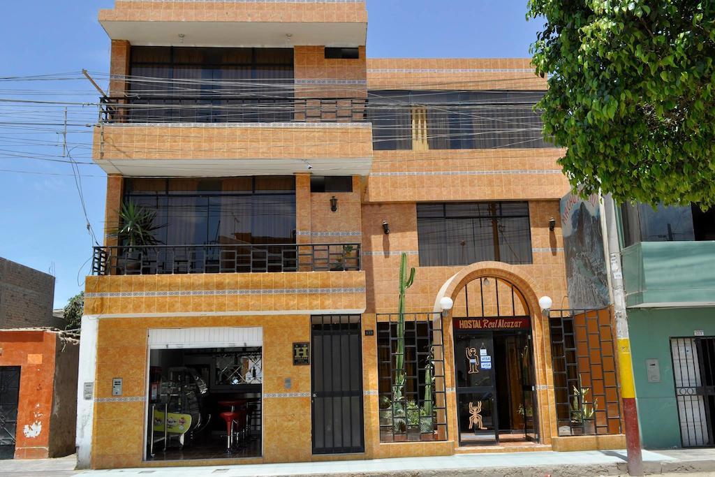 Hostal Real Alcazar Nazca Exterior photo